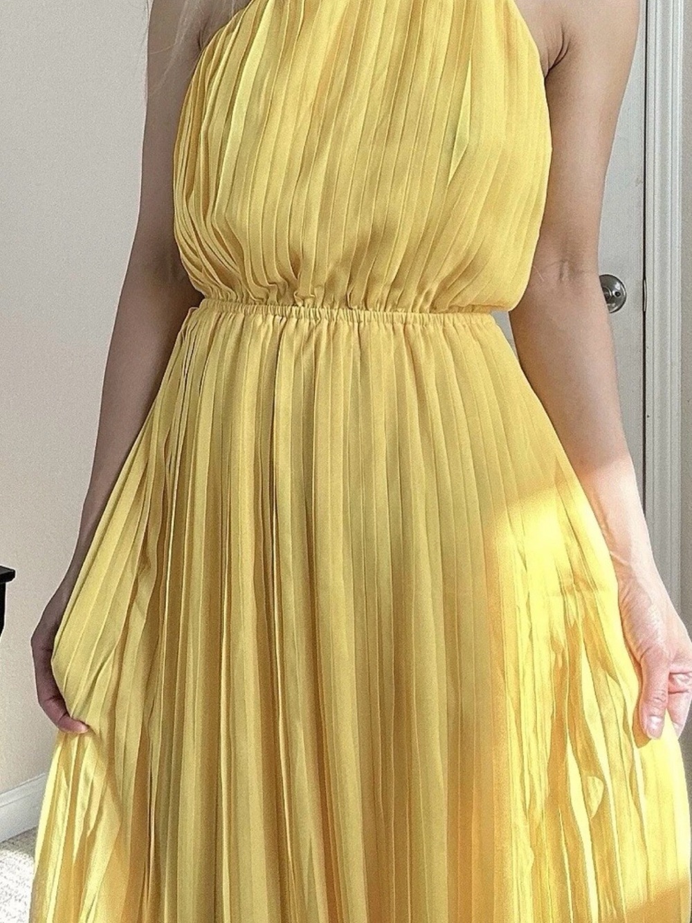 Sunshine Pleated Maxi Dress - Yellow